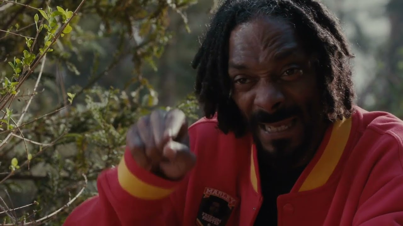 The Snoop issues response on inauguration performance, and no one accepts it